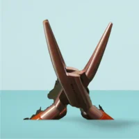 8288_contouring_plier_with_green_background