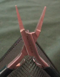 3432_flat-nose-plier-with-green-background-2