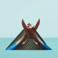 3439_diagonal_cutter_with_green_background